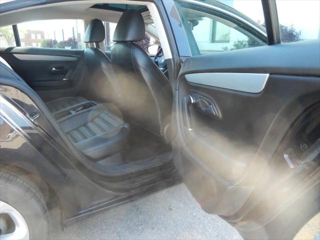 2010 Volkswagen CC Luxury