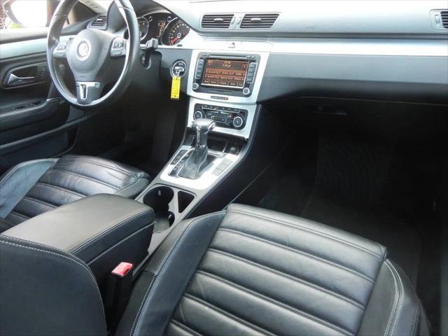 2010 Volkswagen CC Luxury