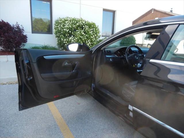 2010 Volkswagen CC Luxury