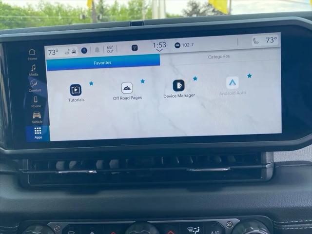 2025 Jeep Wrangler 4-Door Sahara 4x4