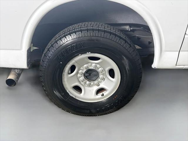 2020 Chevrolet Express Cargo Van RWD 2500 Regular Wheelbase WT