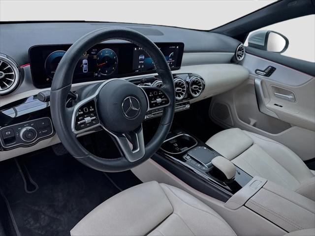 2021 Mercedes-Benz A 220 A 220