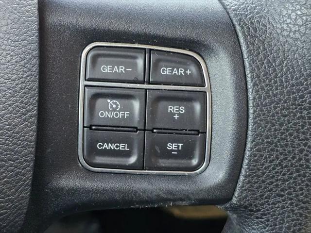 2017 Ram 1500 Express Quad Cab 4x4 6'4" Box