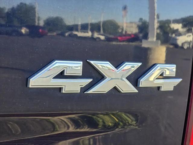 2017 Ram 1500 Express Quad Cab 4x4 6'4" Box