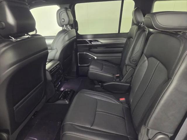 2026 Jeep Grand Wagoneer 4x4