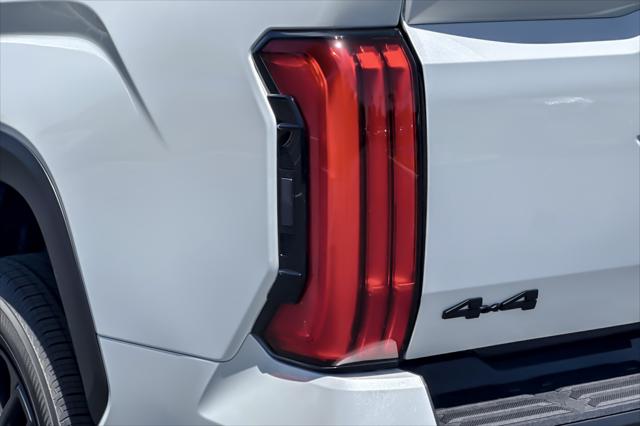 2026 Toyota Tundra Limited CrewMax 5.5' Bed