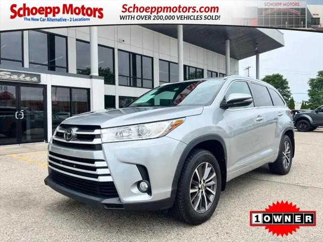 2017 Toyota Highlander XLE for sale in Madison, WI