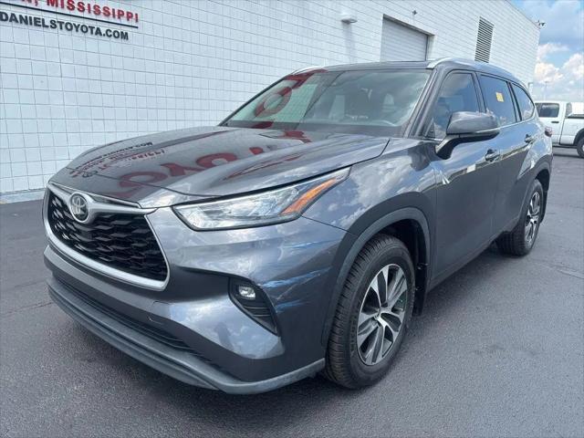 2020 Toyota Highlander XLE for sale in Brandon, MS