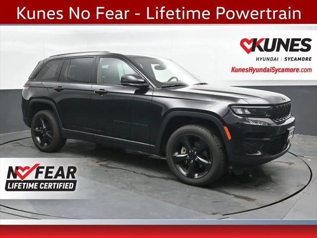 2023 Jeep Grand Cherokee Altitude for sale in Sycamore, IL