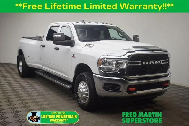2024 Ram 3500 Tradesman Crew Cab 4x4 8' Box for sale in Norton, OH