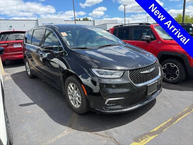2025 Chrysler Pacifica Select for sale in Merrill, WI