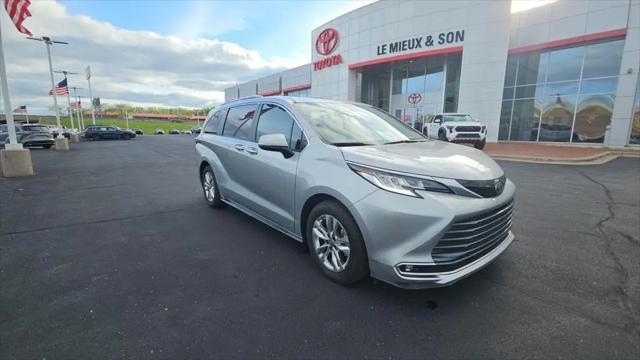2023 Toyota Sienna Limited for sale in Green Bay, WI