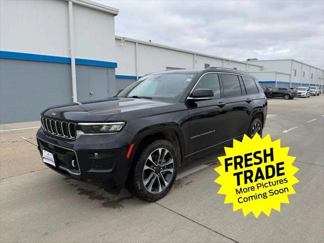 2021 Jeep Grand Cherokee Overland 4x4 for sale in Charles City, IA