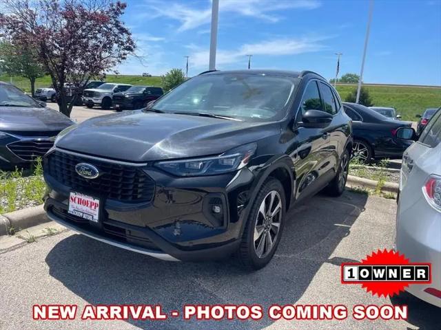 2024 Ford Escape Platinum for sale in Middleton, WI