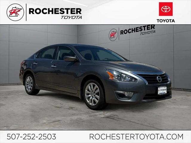2015 Nissan Altima 2.5 S for sale in Rochester, MN