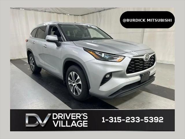 2023 Toyota Highlander XLE for sale in Cicero, NY