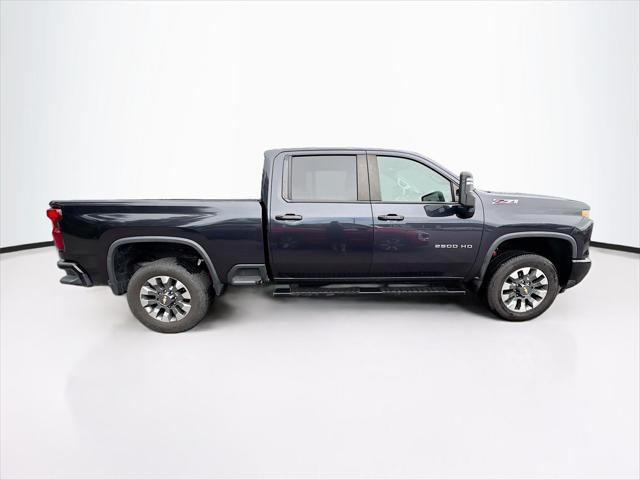 2024 Chevrolet Silverado 2500HD 4WD Crew Cab Standard Bed Custom