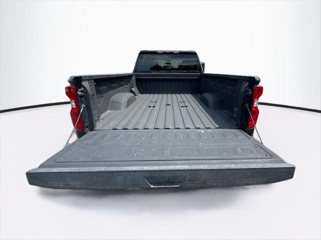 2024 Chevrolet Silverado 2500HD 4WD Crew Cab Standard Bed Custom