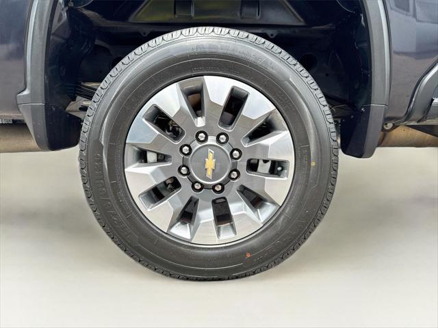 2024 Chevrolet Silverado 2500HD 4WD Crew Cab Standard Bed Custom