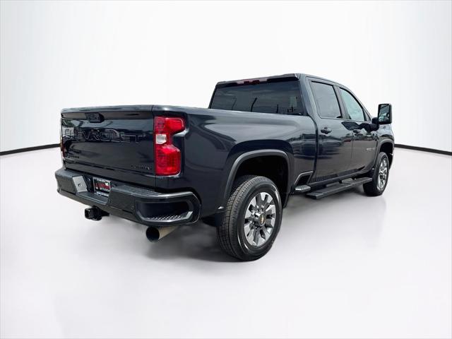 2024 Chevrolet Silverado 2500HD 4WD Crew Cab Standard Bed Custom