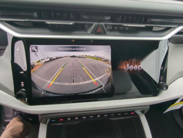 2026 Jeep Cherokee Laredo 4x4