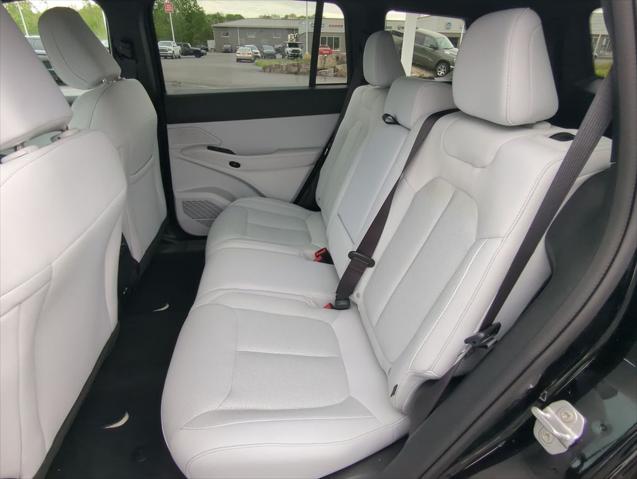 2026 Jeep Cherokee Laredo 4x4