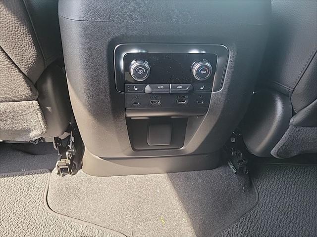 2026 GMC Yukon XL 4WD Denali