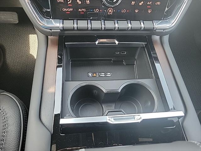 2026 GMC Yukon XL 4WD Denali