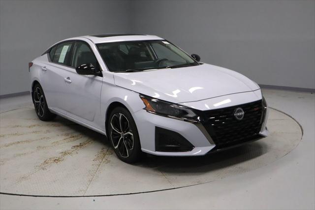 2023 Nissan Altima SR FWD for sale near Groveport, OH