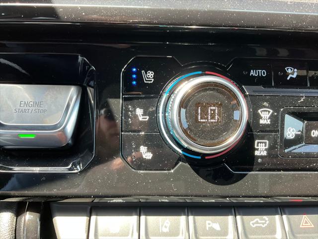 2026 GMC Sierra 2500HD Crew Cab, Standard Bed, AT4, 4WD