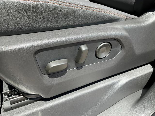 2026 GMC Sierra 2500HD Crew Cab, Standard Bed, AT4, 4WD