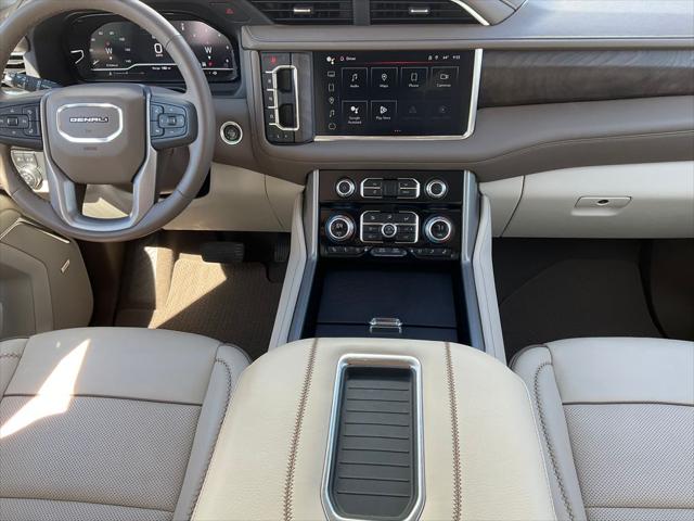 2023 GMC Yukon 4WD Denali