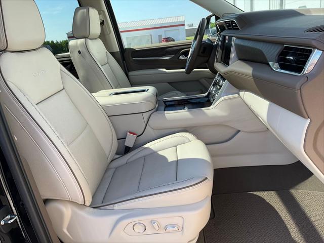 2023 GMC Yukon 4WD Denali