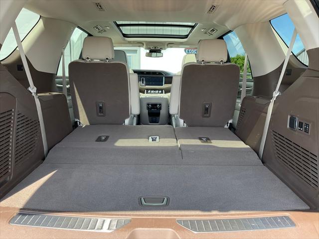 2023 GMC Yukon 4WD Denali