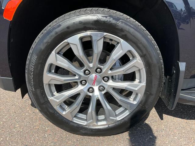 2023 GMC Yukon 4WD Denali