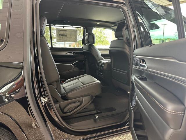 2026 Jeep Grand Wagoneer L Limited Reserve 4x4