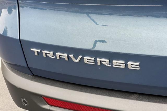 2026 Chevrolet Traverse FWD LT