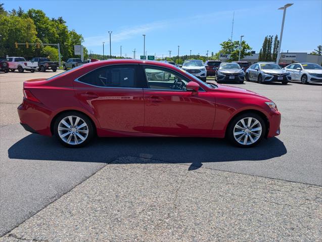2016 Lexus IS 200t 200t
