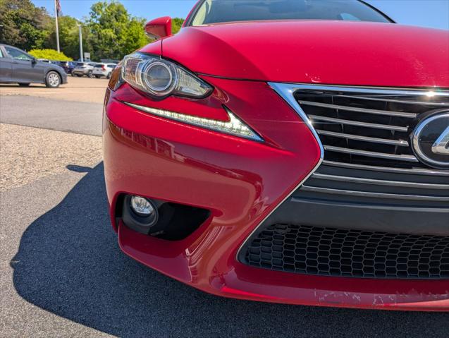 2016 Lexus IS 200t 200t