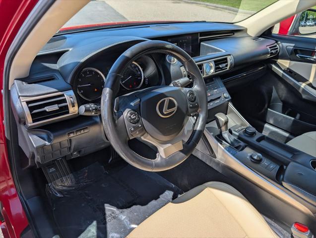 2016 Lexus IS 200t 200t
