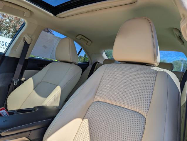 2016 Lexus IS 200t 200t