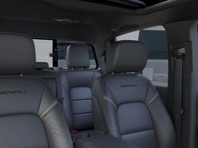 2026 GMC Canyon Denali, 4WD