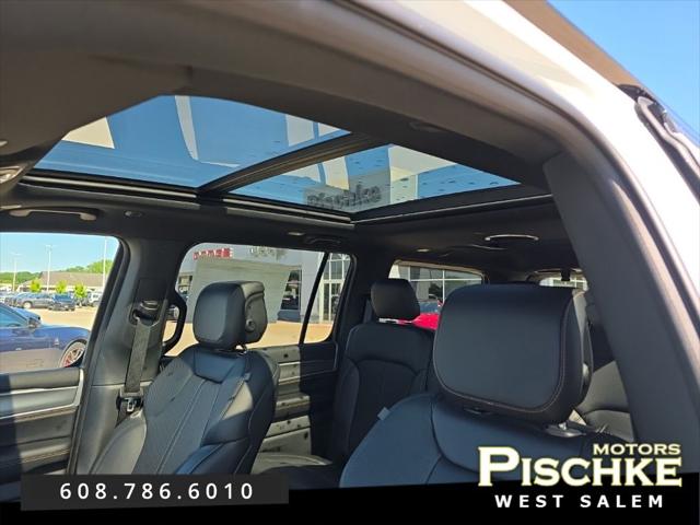 2026 Jeep Grand Wagoneer 4x4