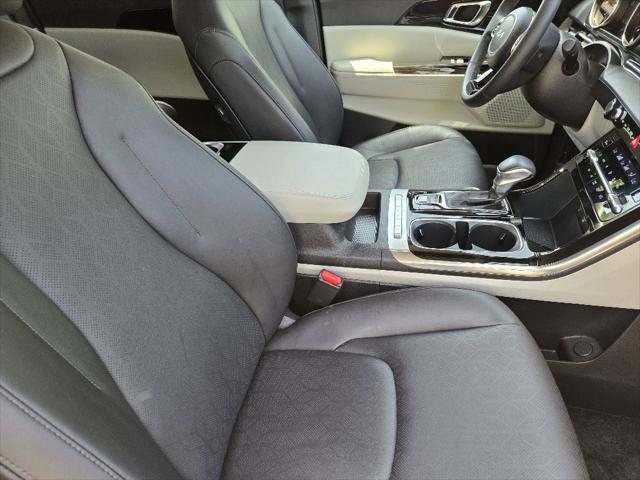 2024 Kia Carnival MPV EX