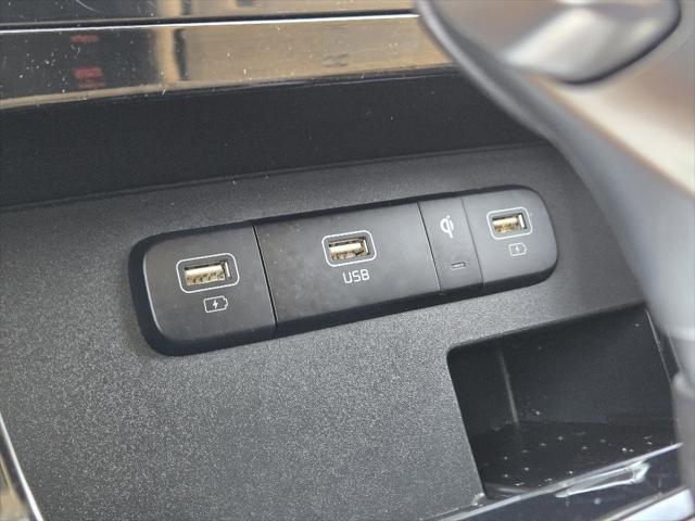 2024 Kia Carnival MPV EX