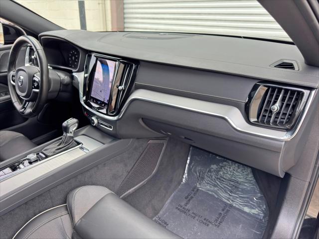 2021 Volvo S60 T6 R-Design