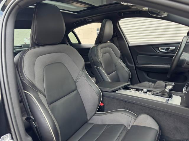 2021 Volvo S60 T6 R-Design