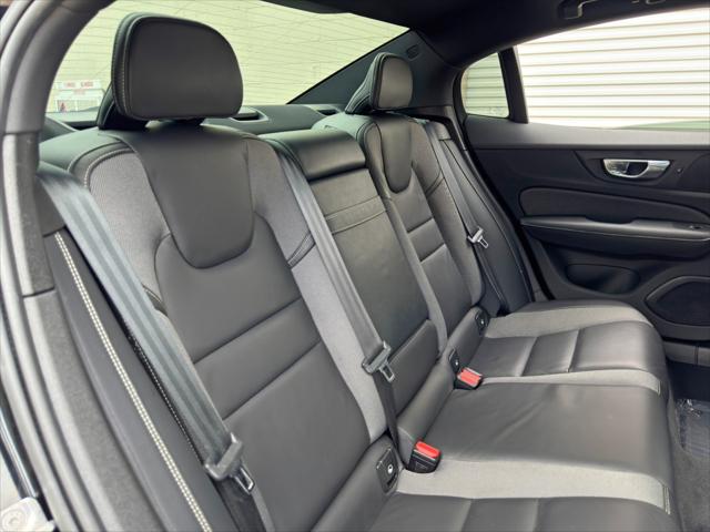 2021 Volvo S60 T6 R-Design