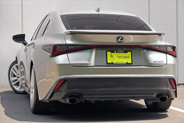 2021 Lexus IS 300 IS 300 w/ Comfort Package