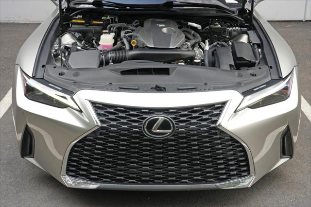 2021 Lexus IS 300 IS 300 w/ Comfort Package